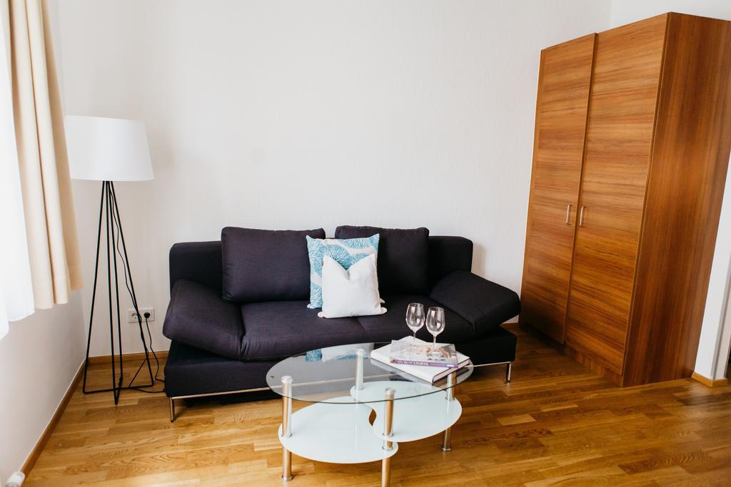 וינה Home Sweet Apartments - A Cozy Welcome חדר תמונה